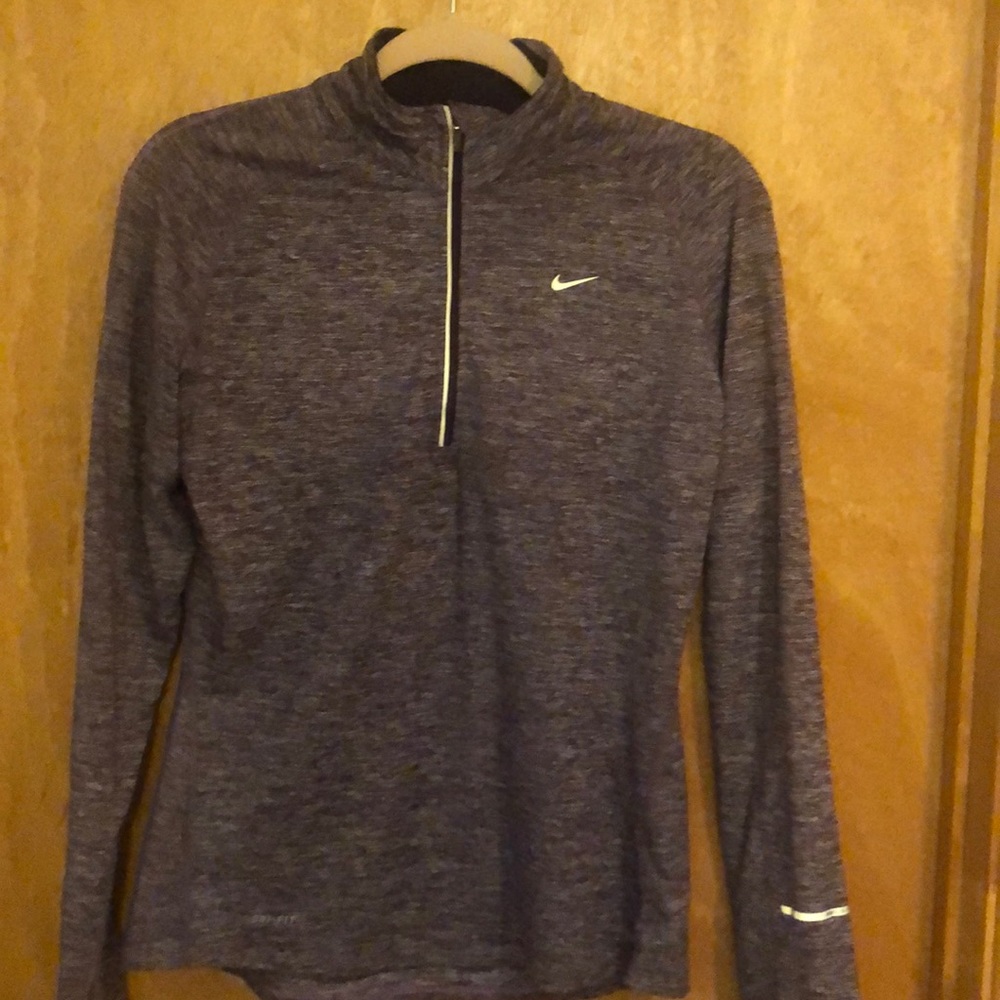 Nike Dri-fit longsleeve